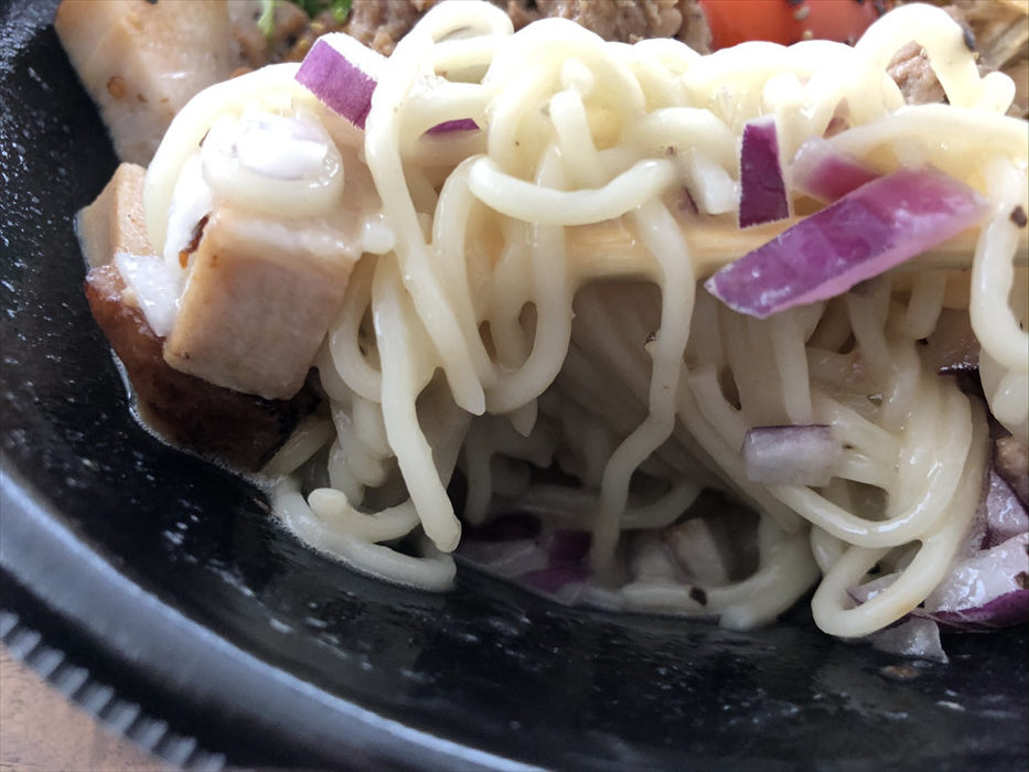 鶏 soba 座銀 本店　麺